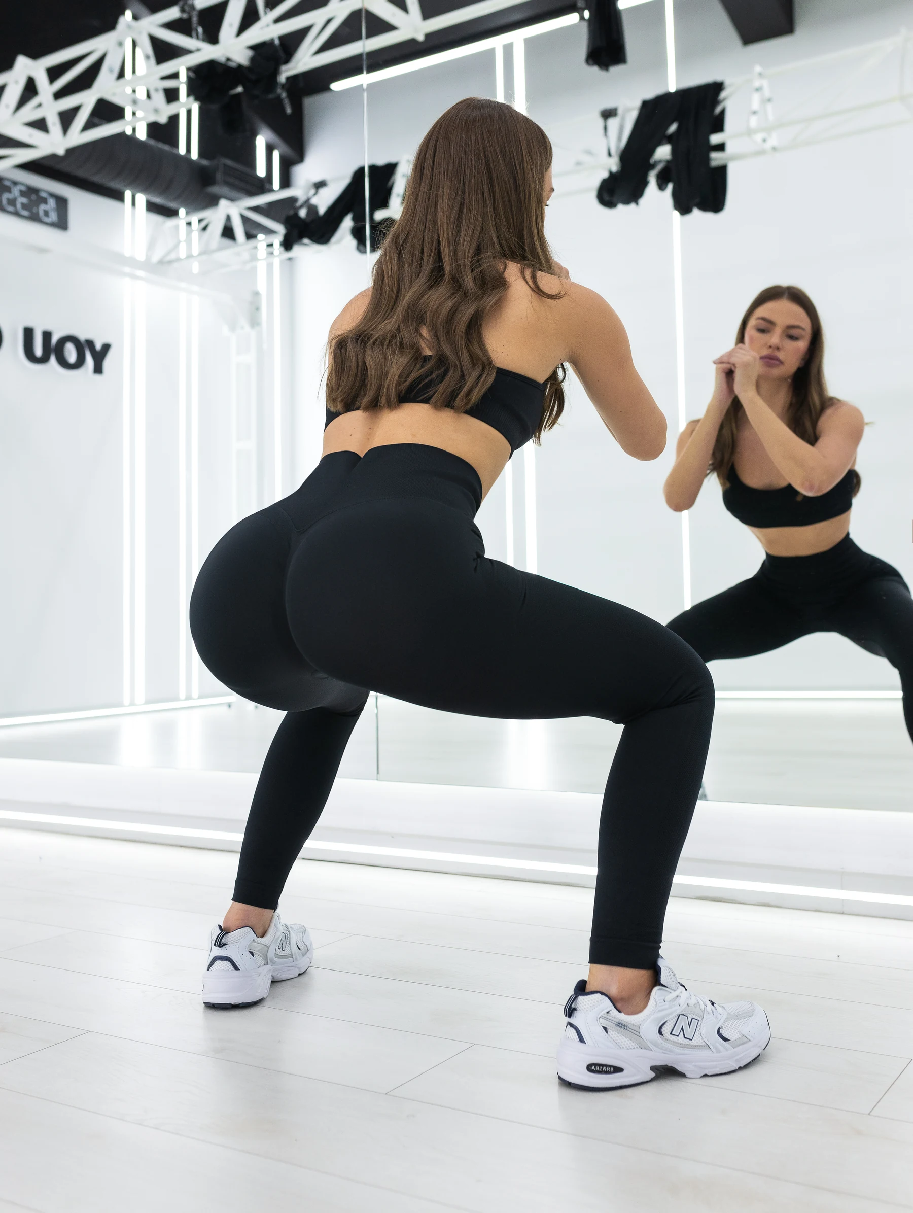 Push-Up Black в движении